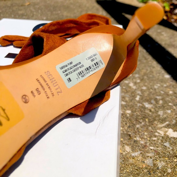 SCHUTZ
Barbrah Suede Pump In Deep Nude - Picture 2 of 5